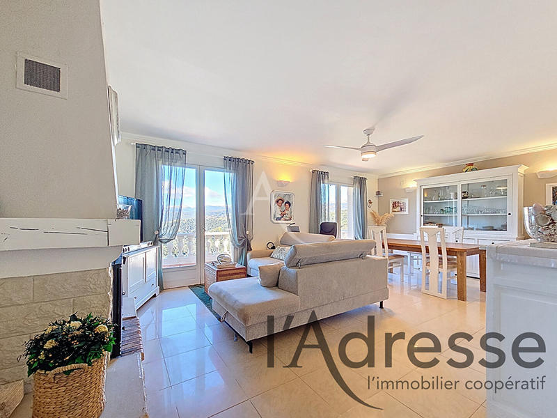 Villa - 130 m² - 5 pièces