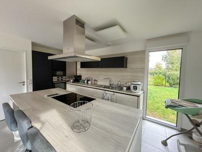 Maison - 101 m² - 5 pièces