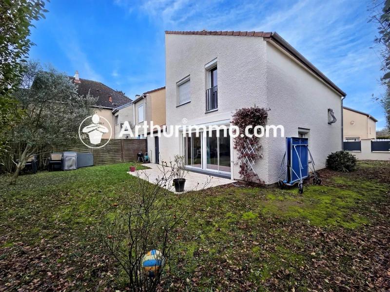 Maison - 105 m² - 5 pièces