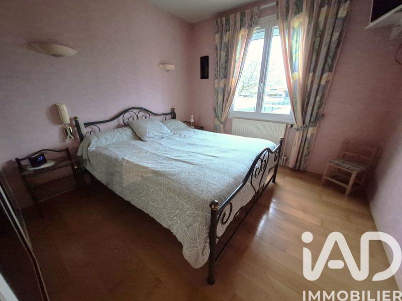 Maison - 92 m² - 5 pièces