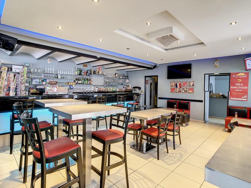 Fonds de commerce - 77 m²