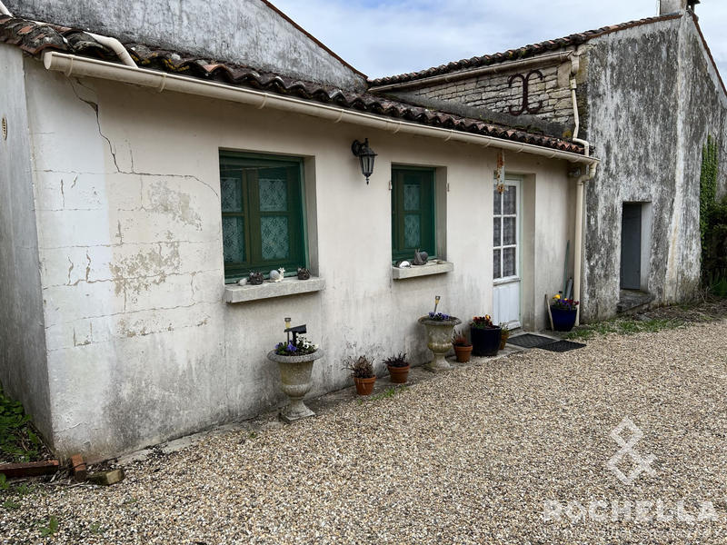 Maison ancienne - 169 m² - 9 pièces