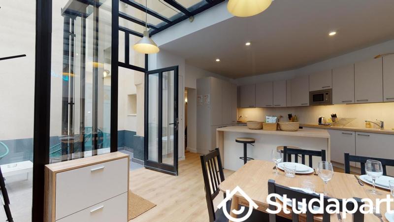 Chambre - 21 m² - 1 pièce