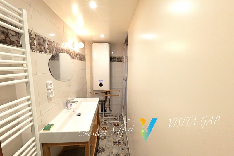 Maison - 320 m² - 3 pièces