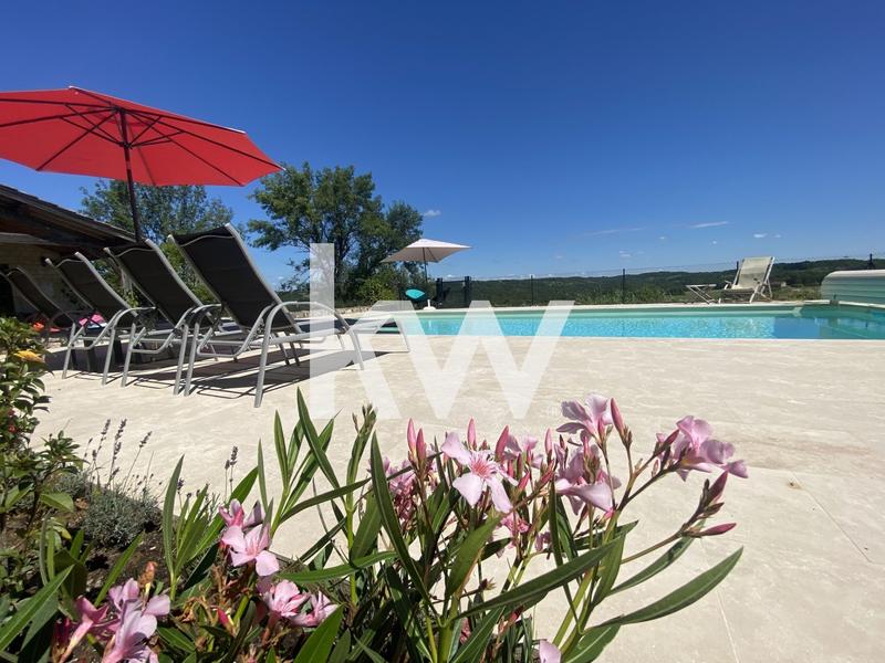 Maison - 140 m² - 7 pièces