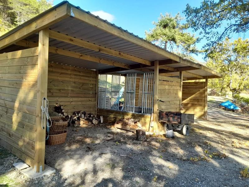 Propriété - 203 m² - 8 pièces