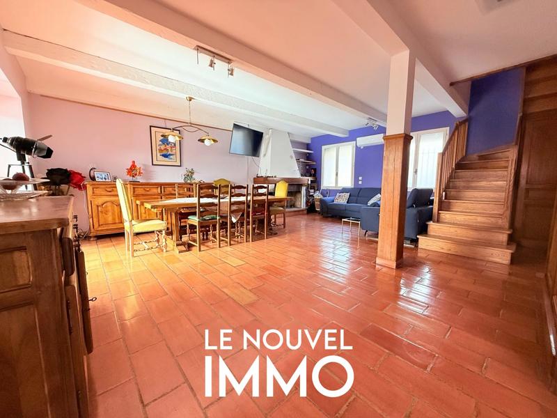 Maison ancienne - 238 m² - 7 pièces