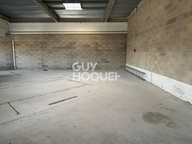 Local d'activités - 274 m²