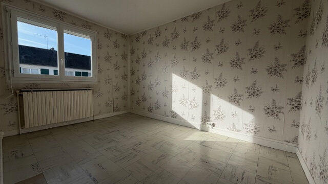 Maison - 64 m² - 5 pièces