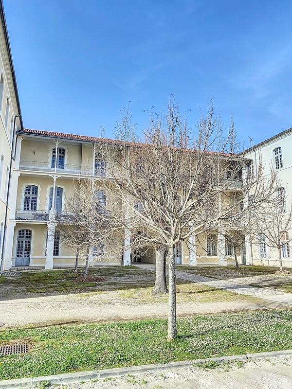 Appartement - 110 m² - 4 pièces