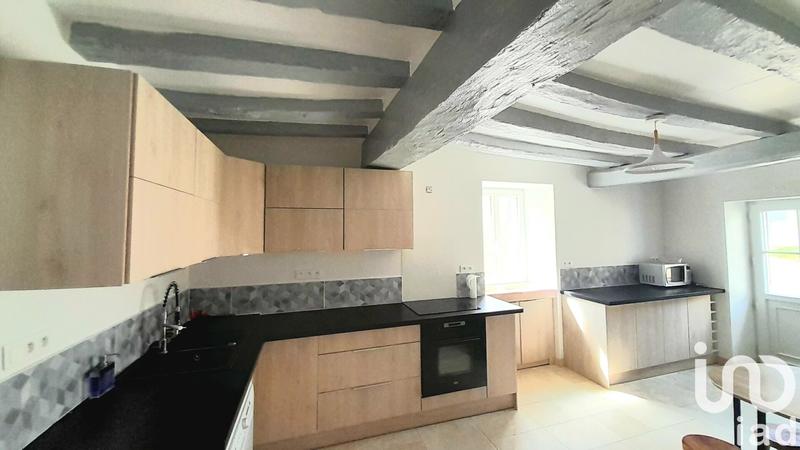 Maison de village - 328 m² - 8 pièces