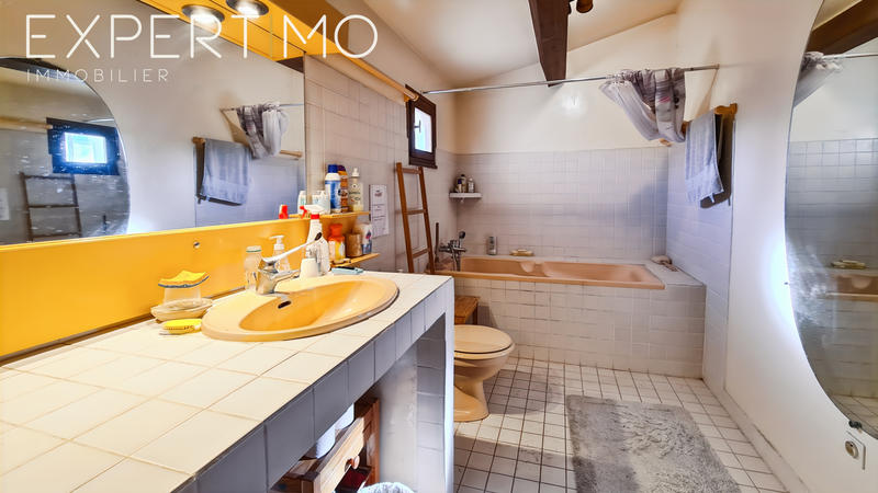 Maison - 307 m² - 10 pièces