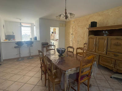 Appartement - 91 m² - 4 pièces