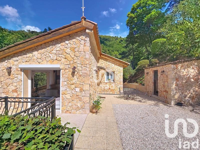 Maison - 93 m² - 3 pièces