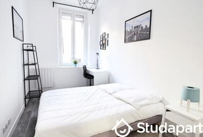 Chambre - 12 m² - 1 pièce