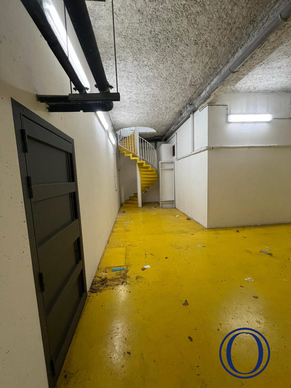 Local commercial - 176 m²