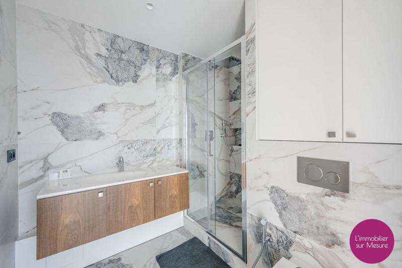 Appartement - 95 m² - 5 pièces