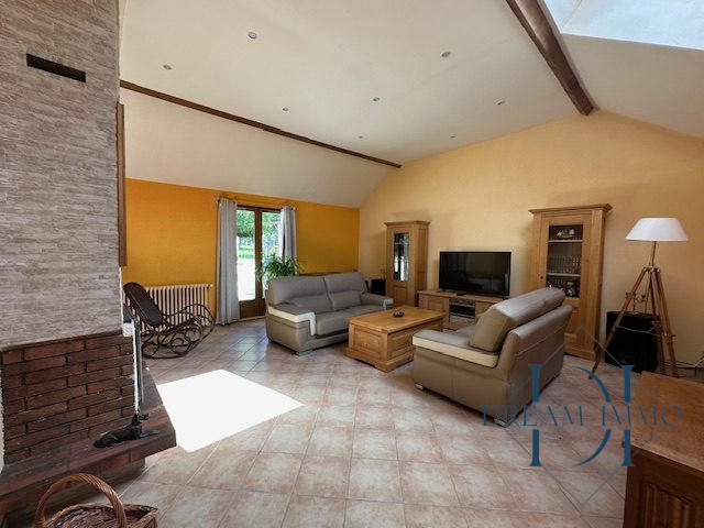 Maison - 150 m² - 5 pièces