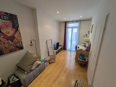 Appartement - 94 m² - 4 pièces