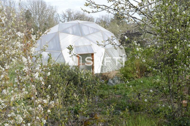 Propriété - 220 m² - 8 pièces