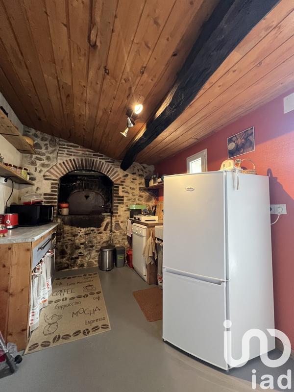 Maison - 201 m² - 7 pièces