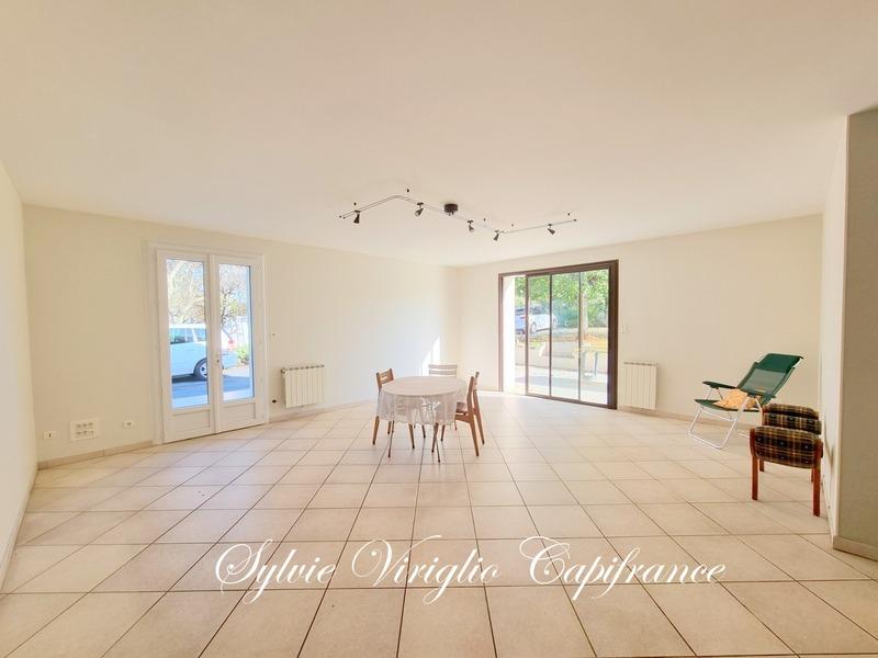 Propriété - 153 m² - 7 pièces