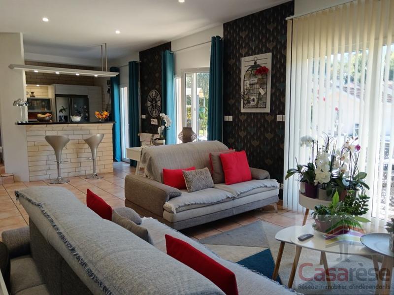 Maison - 123 m² - 6 pièces