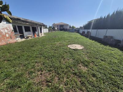 Terrain constructible - 750 m²