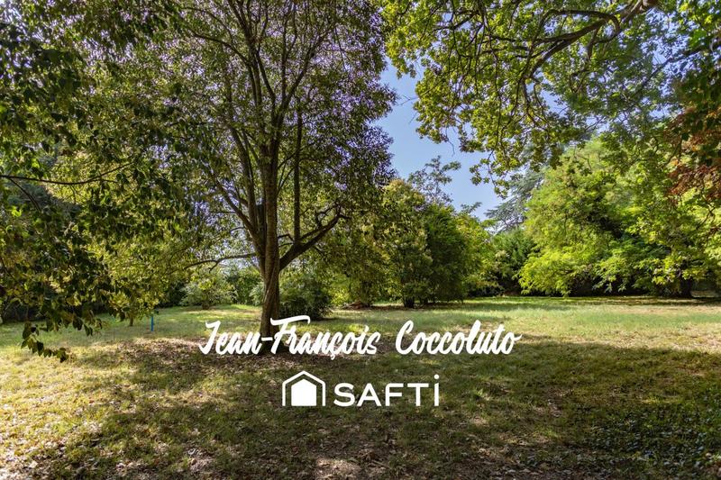 Maison de maîtres - 446 m² - 15 pièces