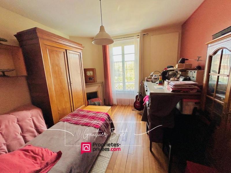 Maison - 170 m² - 8 pièces