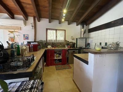 Maison - 288 m² - 11 pièces