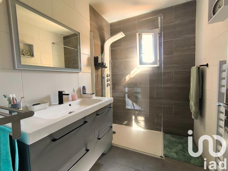 Maison - 170 m² - 5 pièces