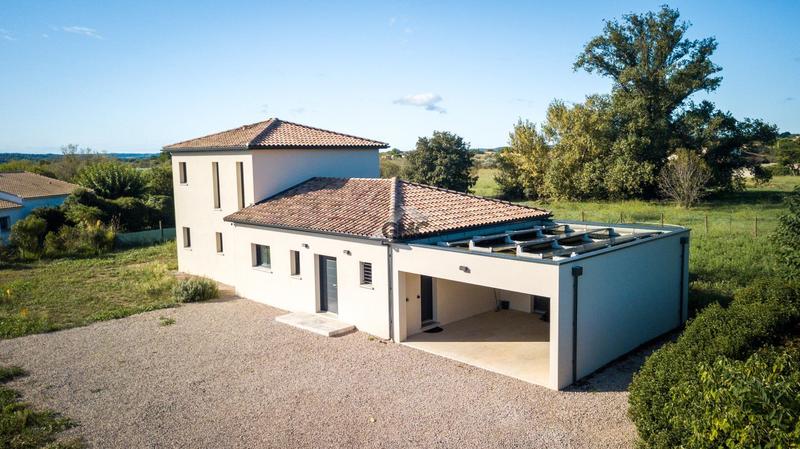 Villa - 151 m² - 5 pièces
