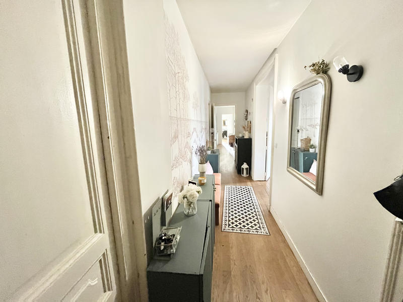 Appartement - 182 m² - 7 pièces