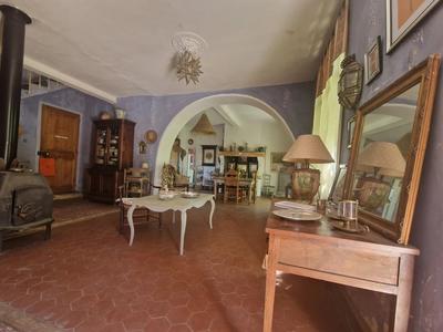 Mas - 508 m² - 13 pièces