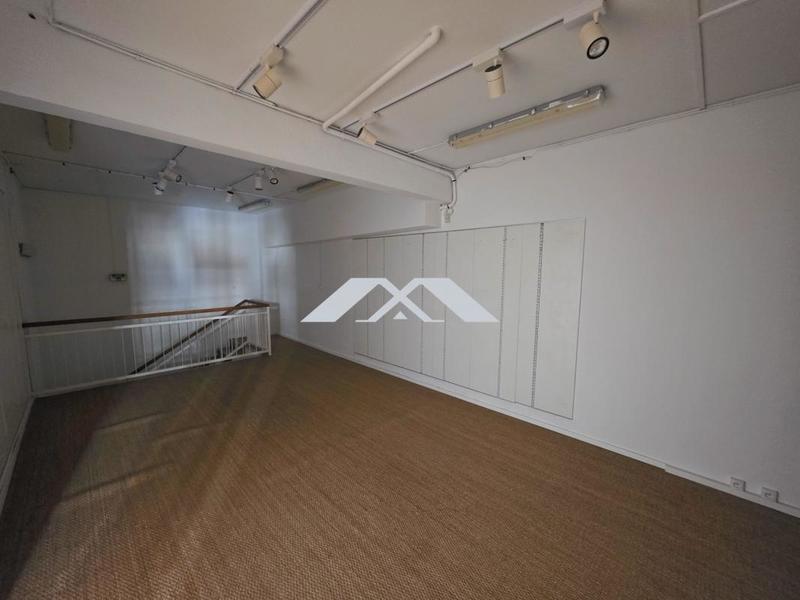 Local commercial - 146 m²