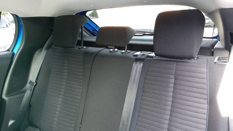 Peugeot E-208 136 50 kWh Style