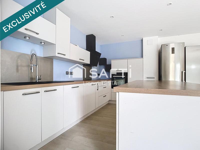 Appartement - 102 m² - 4 pièces