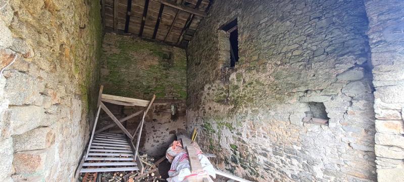 Grange - 74 m² - 3 pièces