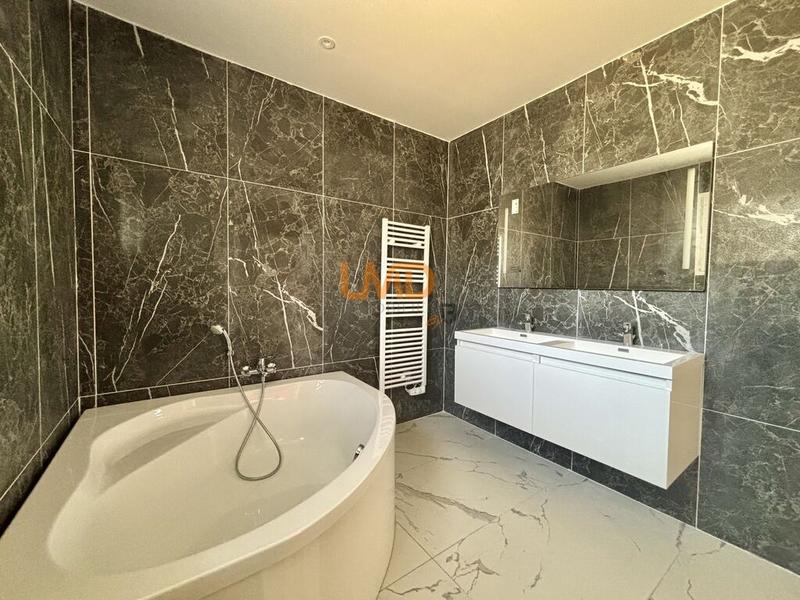 Maison - 133 m² - 4 pièces