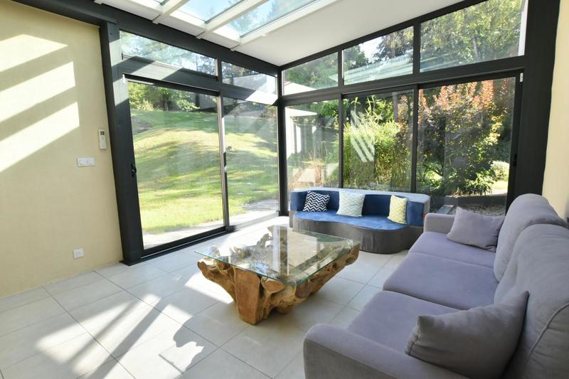 Maison - 218 m² - 6 pièces