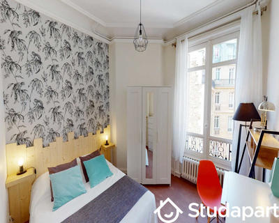 Chambre - 190 m² - 1 pièce