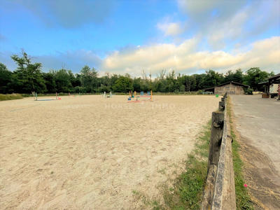 Maison - 240 m² - 6 pièces