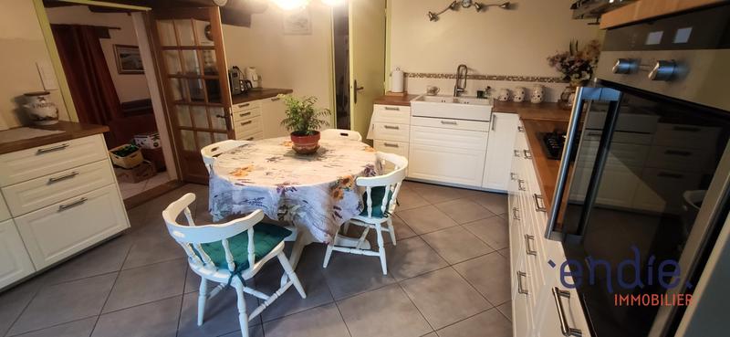 Maison - 170 m² - 5 pièces