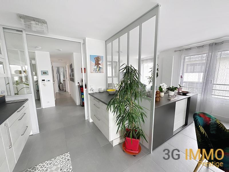 Appartement - 82 m² - 3 pièces