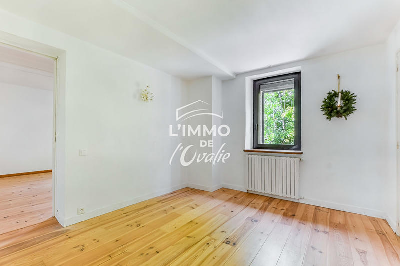 Demeure - 1 000 m² - 21 pièces