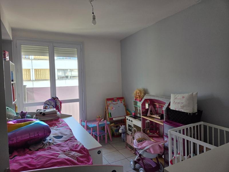 Appartement - 75 m² - 4 pièces