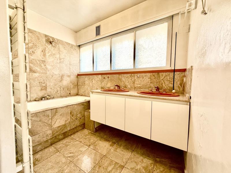 Maison - 190 m² - 6 pièces