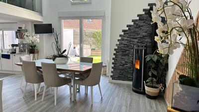 Maison - 165 m² - 7 pièces