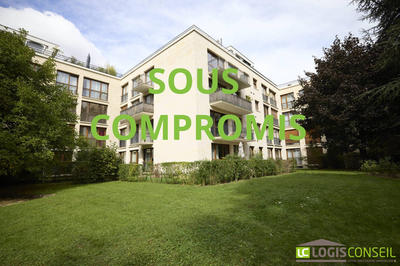 Appartement - 100 m² - 4 pièces